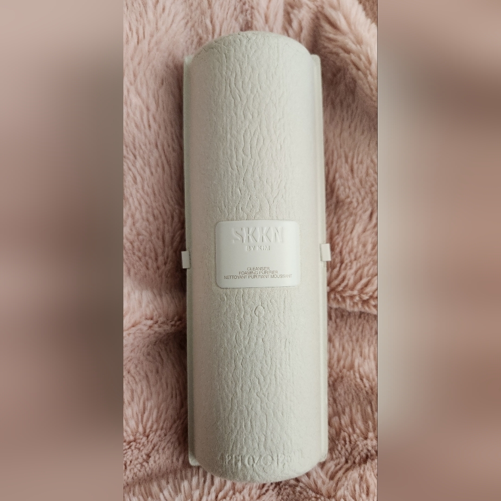 SKNN BY KIM Cleanser Foaming Purifier 4.2 Fl. Oz., 125ml Kim Kardashian, NEW